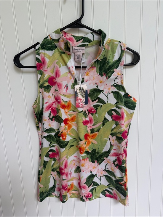 Tommy Bahama Tops - (356)Tommy Bahama Floral Sleeveless zip front Top in White, Green, Pink, Orange